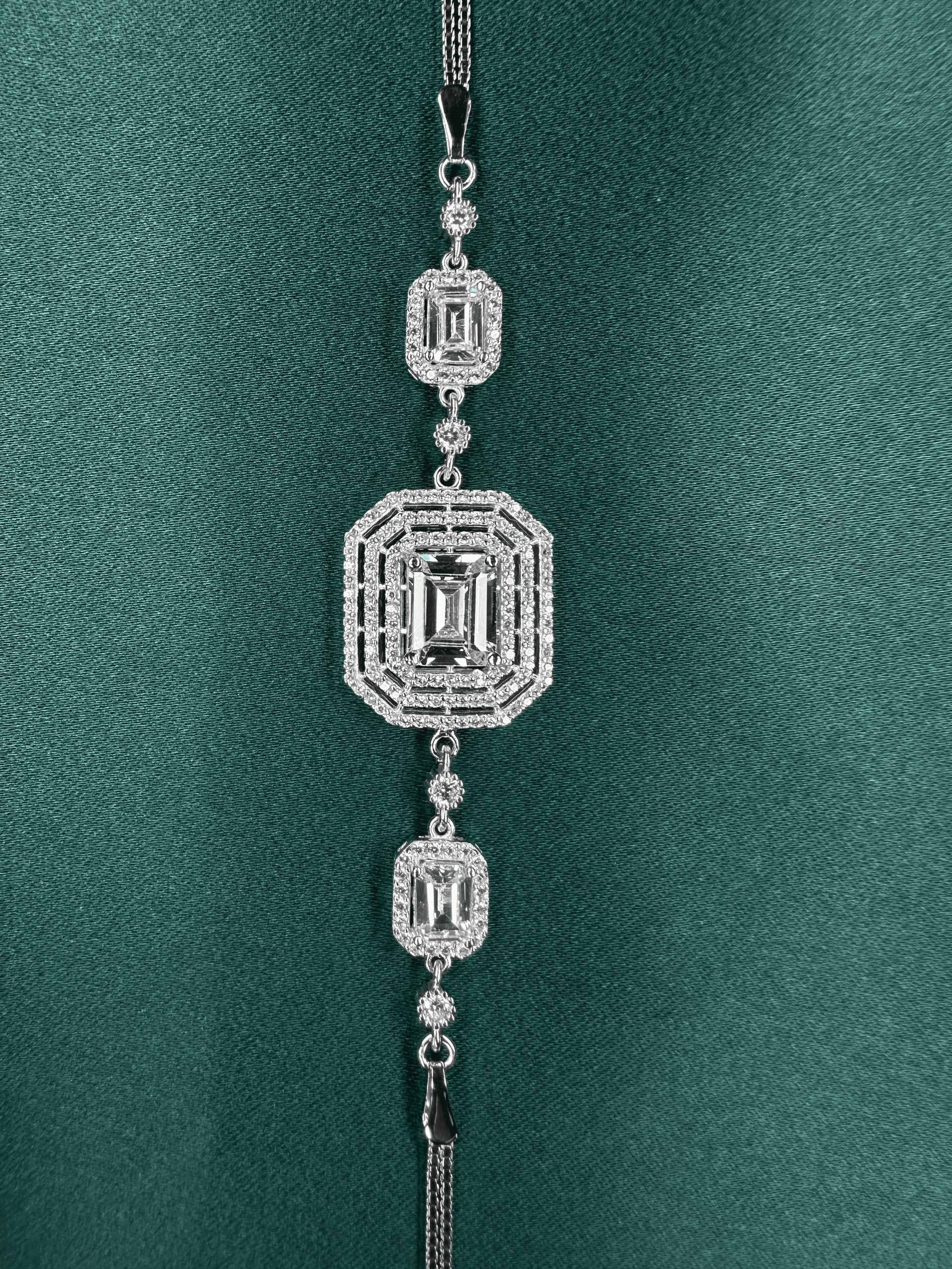 Gösterişli Baget Taşlı 925 Ayar Gümüş Bileklik